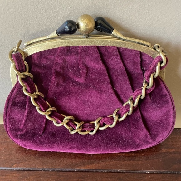J. Crew Handbags - VINTAGE J. Crew Velvet Burgundy Kisslock Bag purse clutch NEW